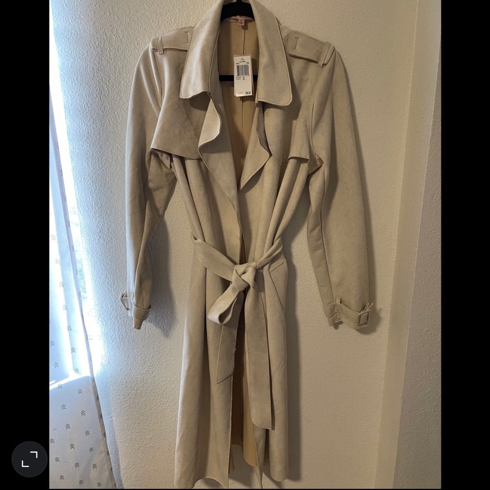 Trench coat